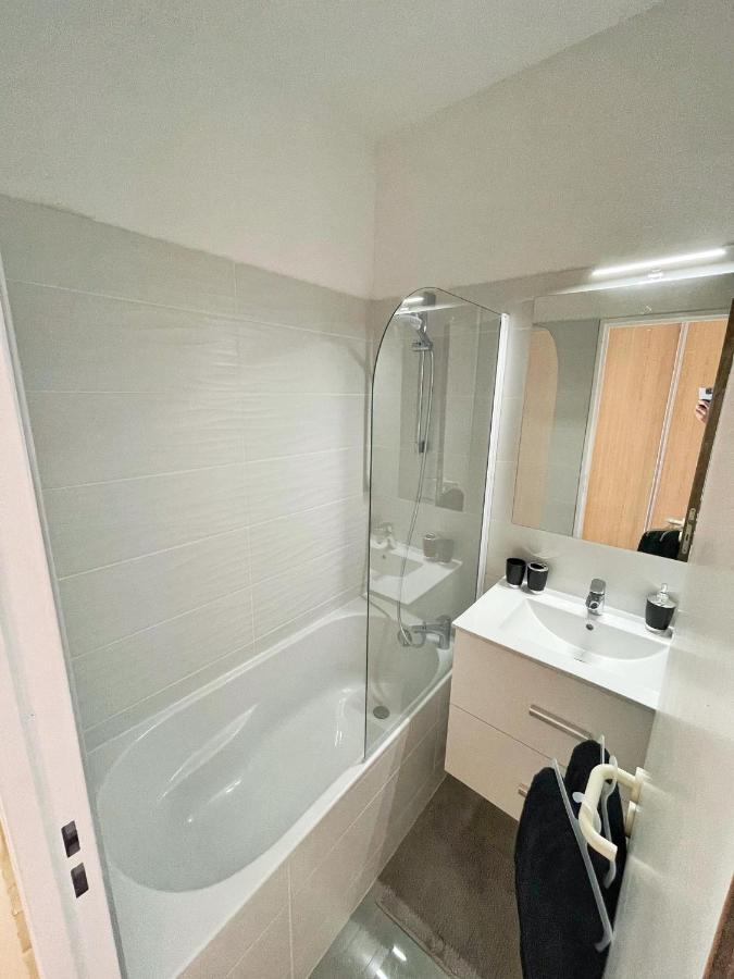 #902 Marina Riviera Bay - Marina Baie Des Anges Apartment Вилньов Любе Екстериор снимка